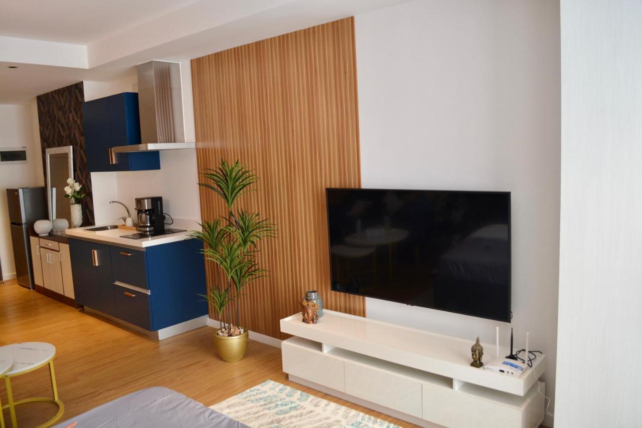 Luxxe Interior Design Condo - Novotel Residences At Acqua Private Residences Mandaluyong Esterno foto